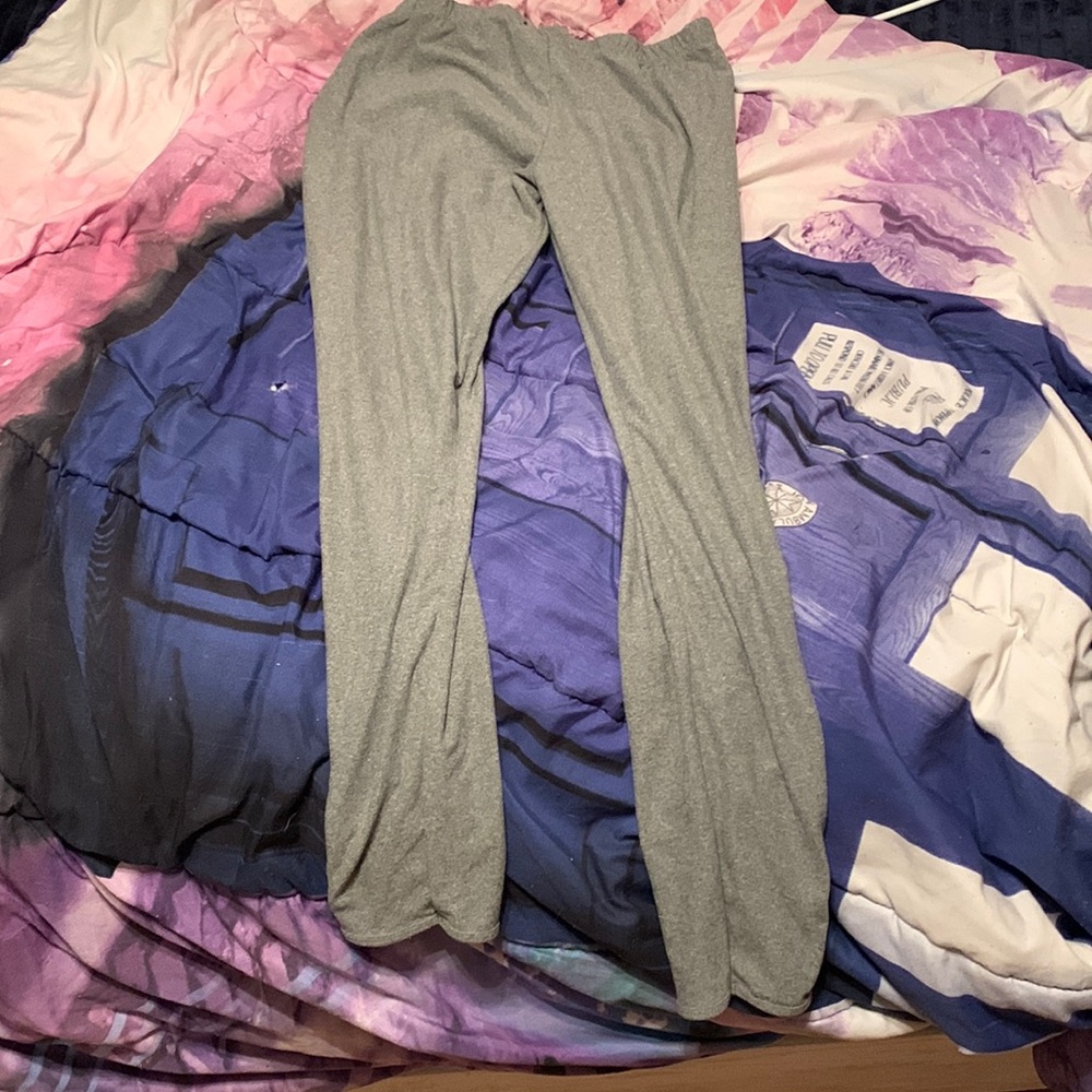 Large Grey Leggings